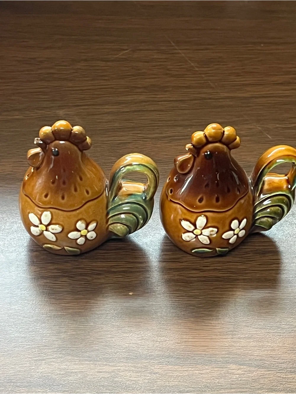 Vintage Ceramic Chicken Salt and Pepper Shakers - Made in Japan